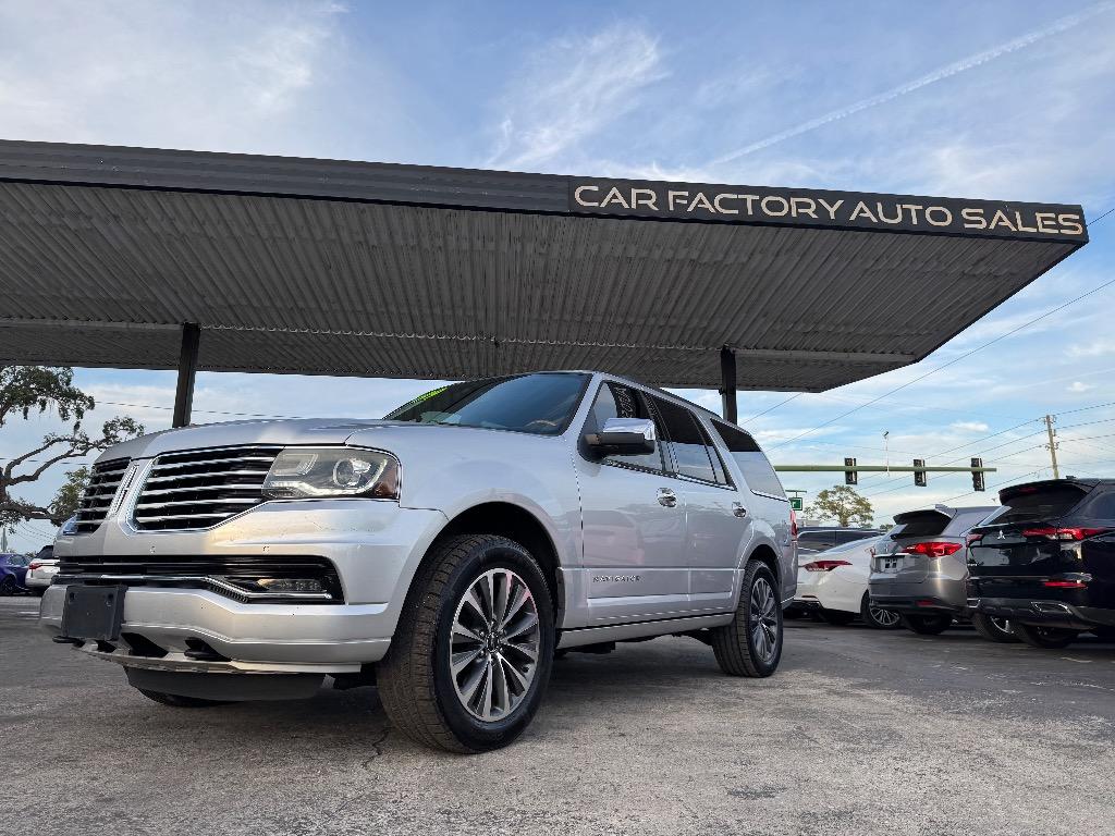 2015 Lincoln Navigator Base's photo