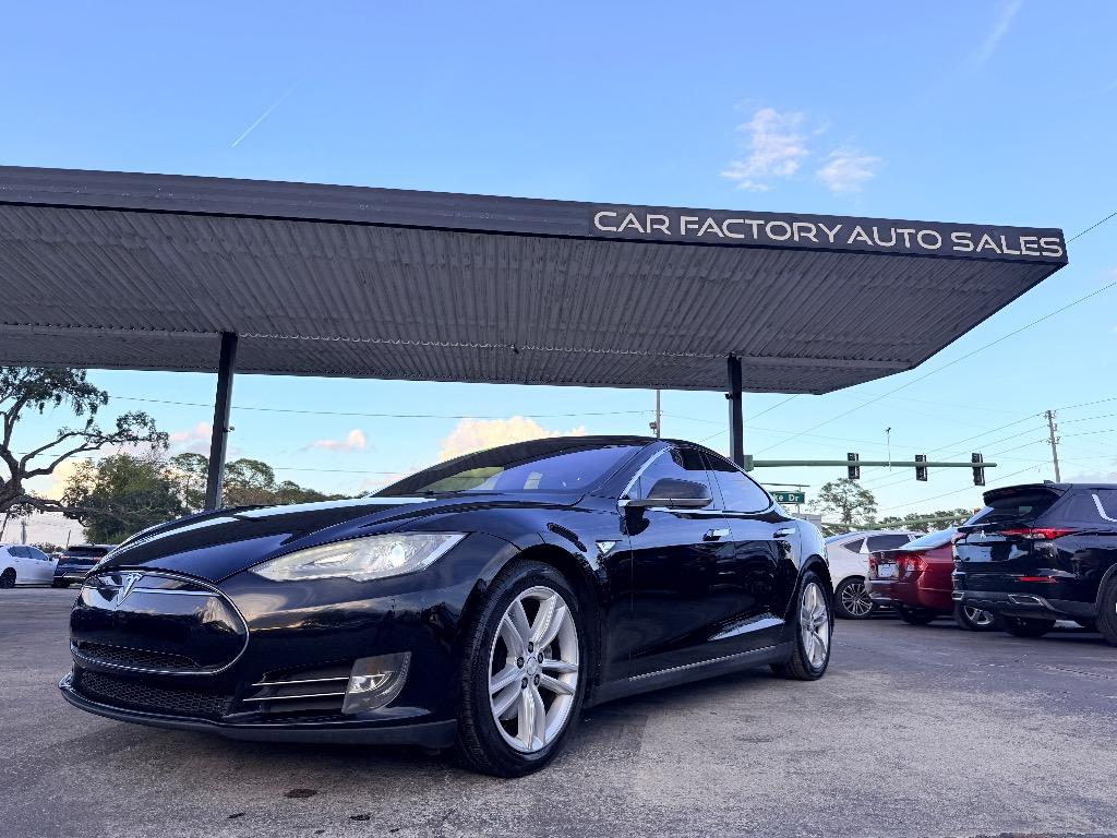 2013 Tesla Model S S's photo