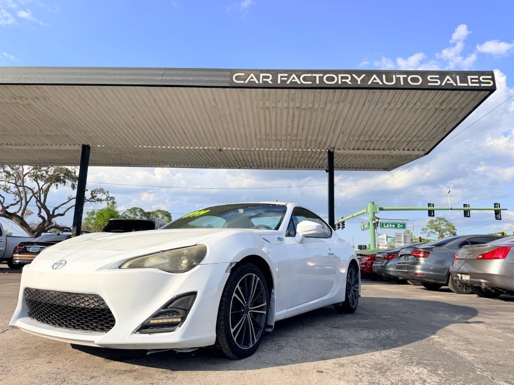 2013 Scion FR-S MT's photo
