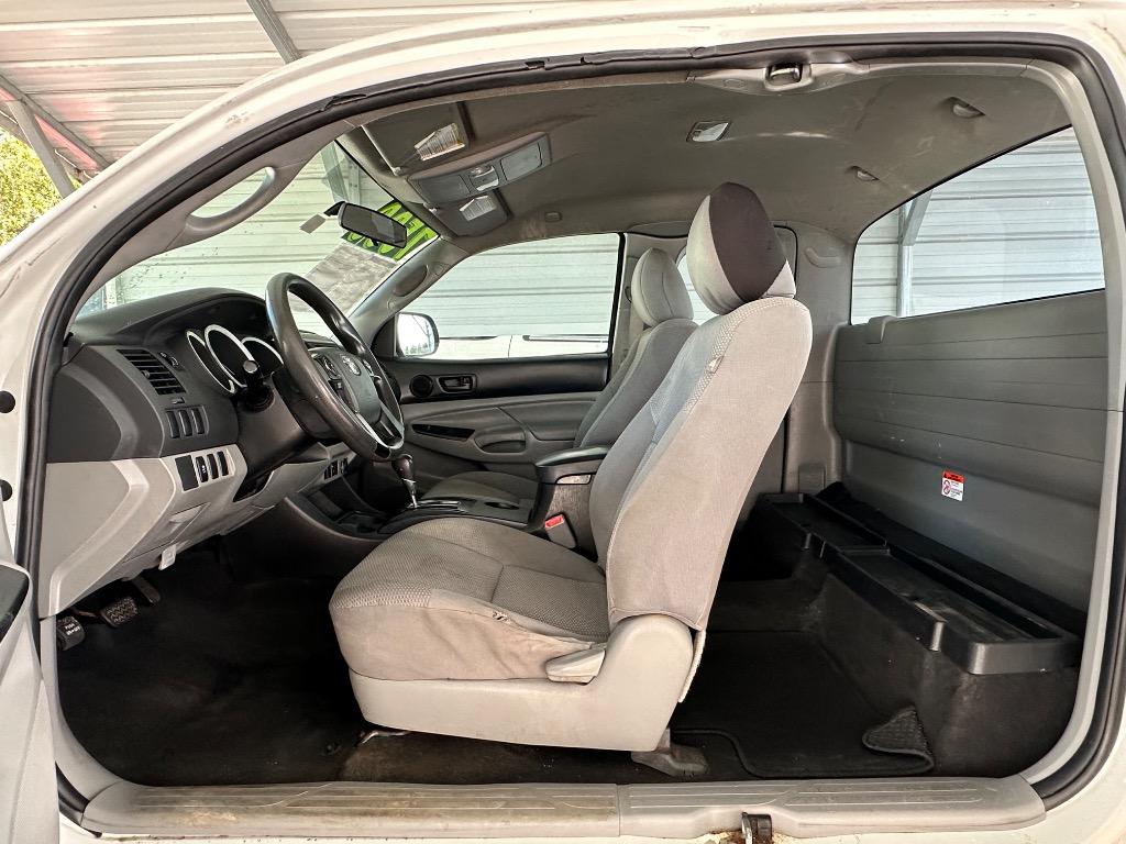 2015 Toyota Tacoma Base - Photo 14