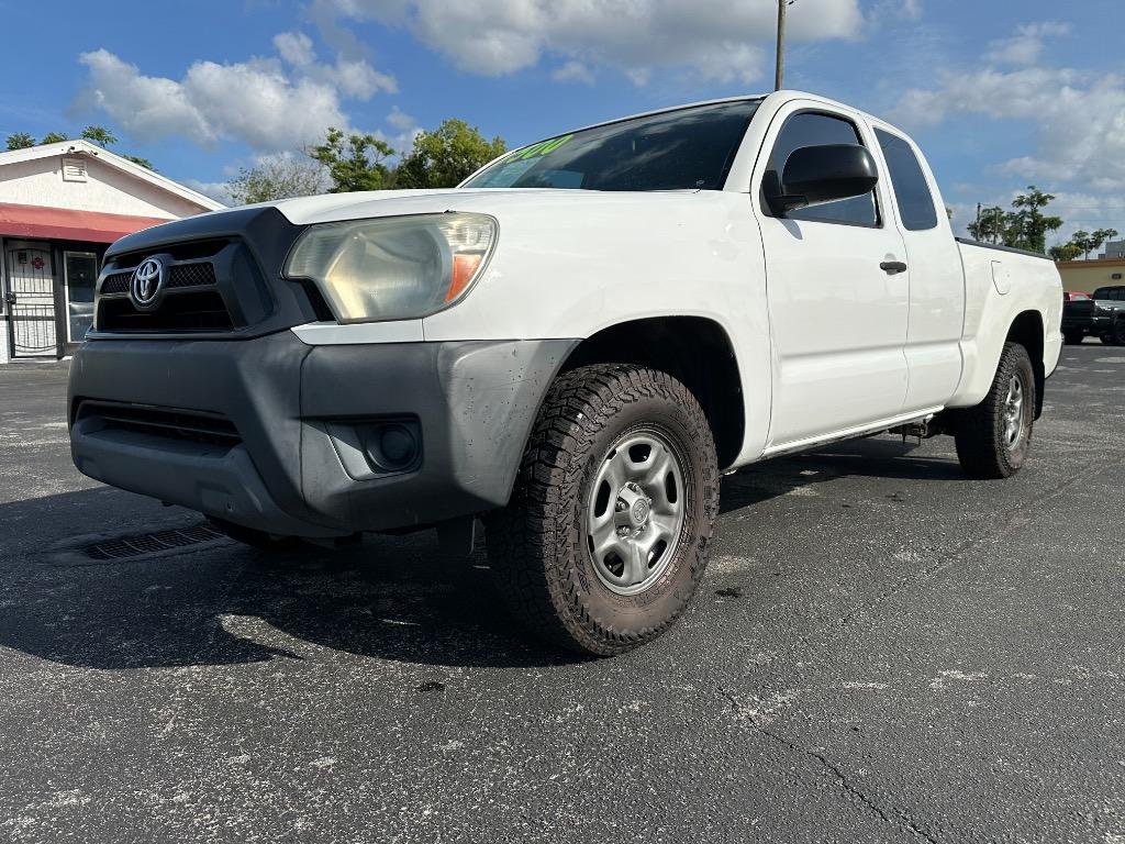 2015 Toyota Tacoma Access Cab AT's photo