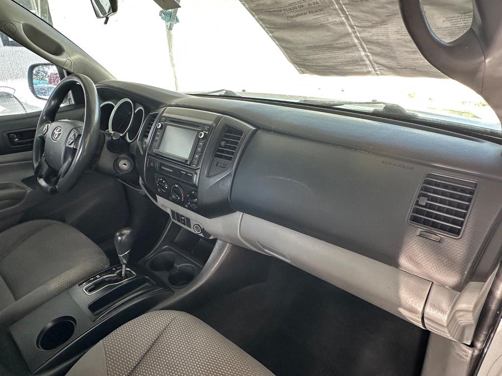 2015 Toyota Tacoma Base - Photo 16