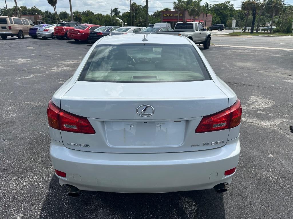 2007 Lexus IS 250 - Photo 10